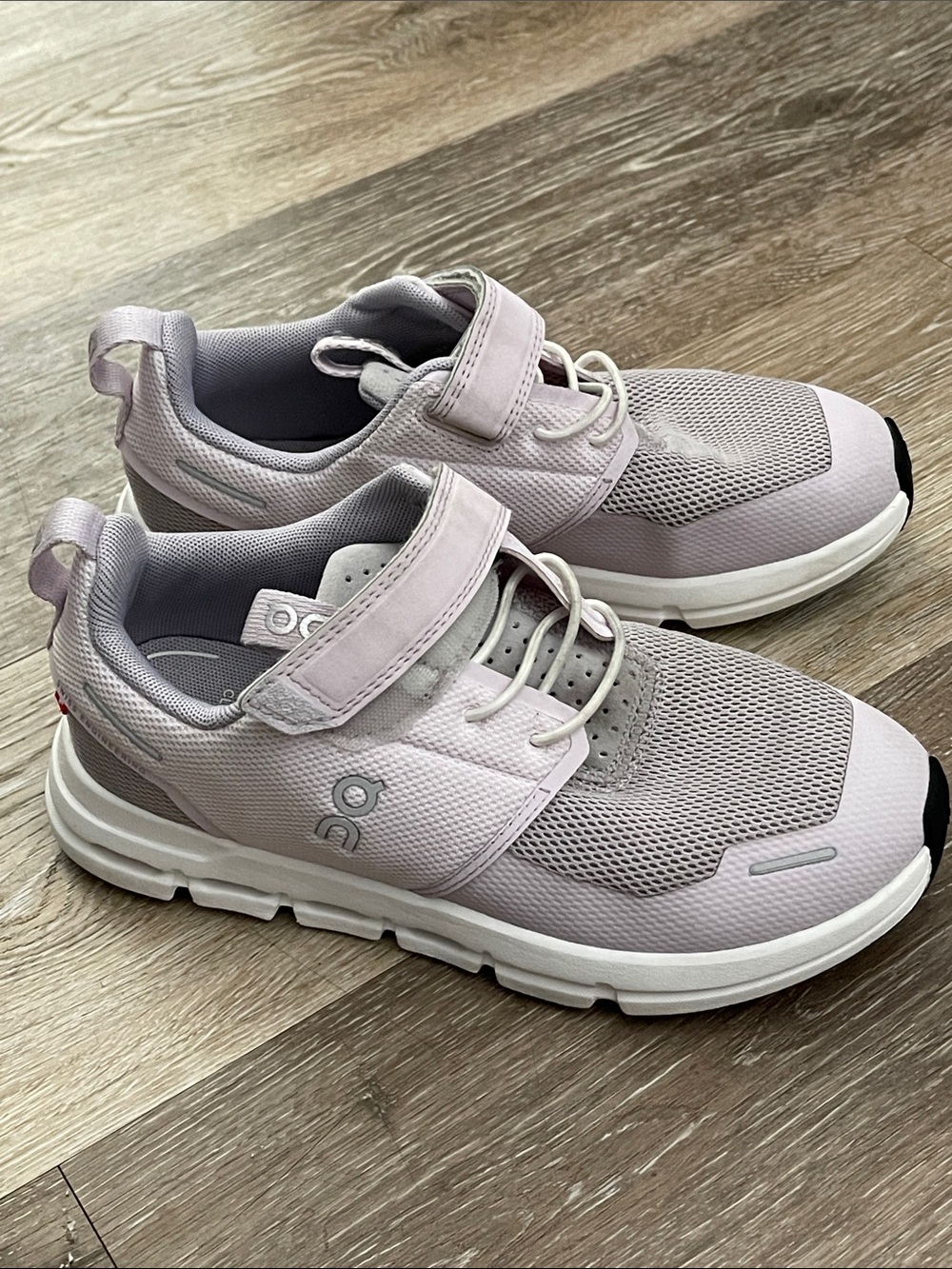 On Cloud running play kids sneakers orchid purple 1